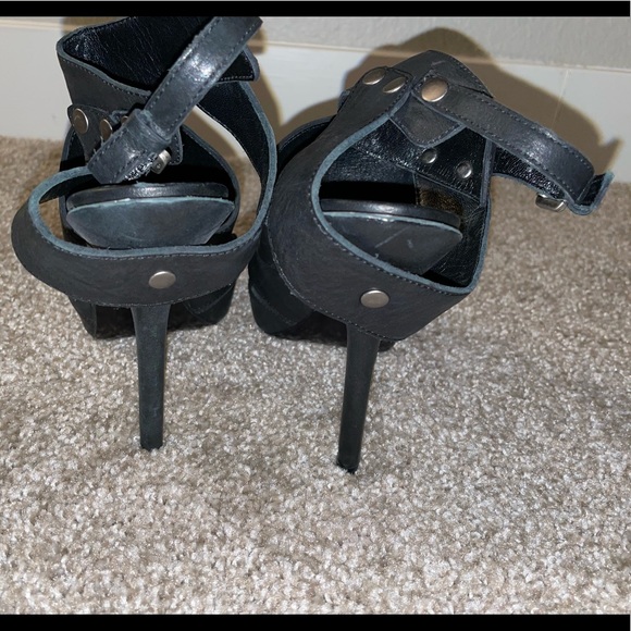 Christian Dior heels - Picture 6 of 7